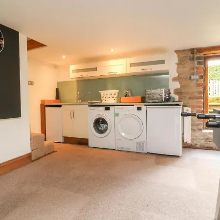 Castlewood 斯基普顿